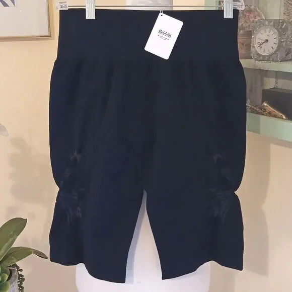 Wolford Black/Caviar Sporty Butterfly Biker Textured Shorts